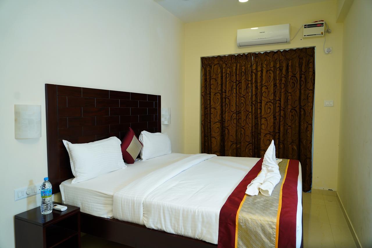 Five Falls Resort Kuttālam Buitenkant foto