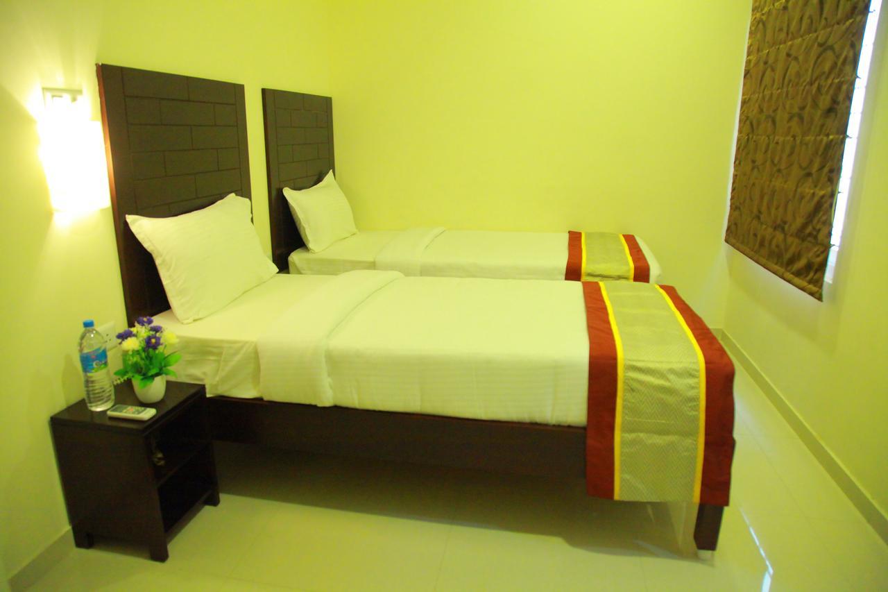 Five Falls Resort Kuttālam Buitenkant foto